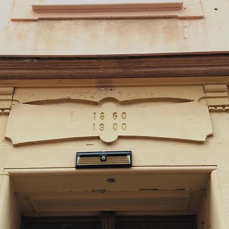Appartement De Charme 1860-1900 กอลมาร์ ภายนอก รูปภาพ